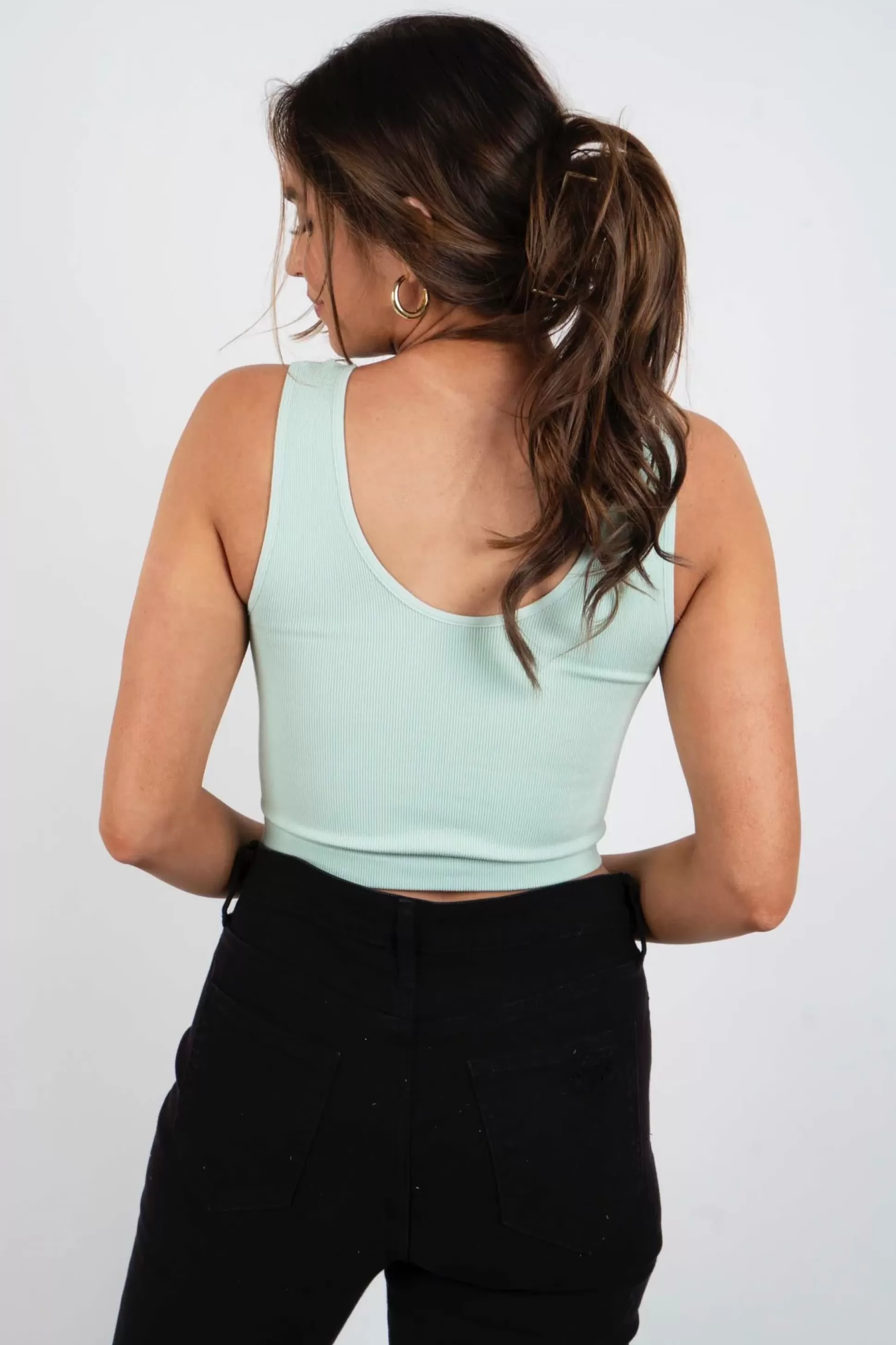 Blushing Brunette Avery Tank (Creamy Mint)>Women Sleeveless + Tanks