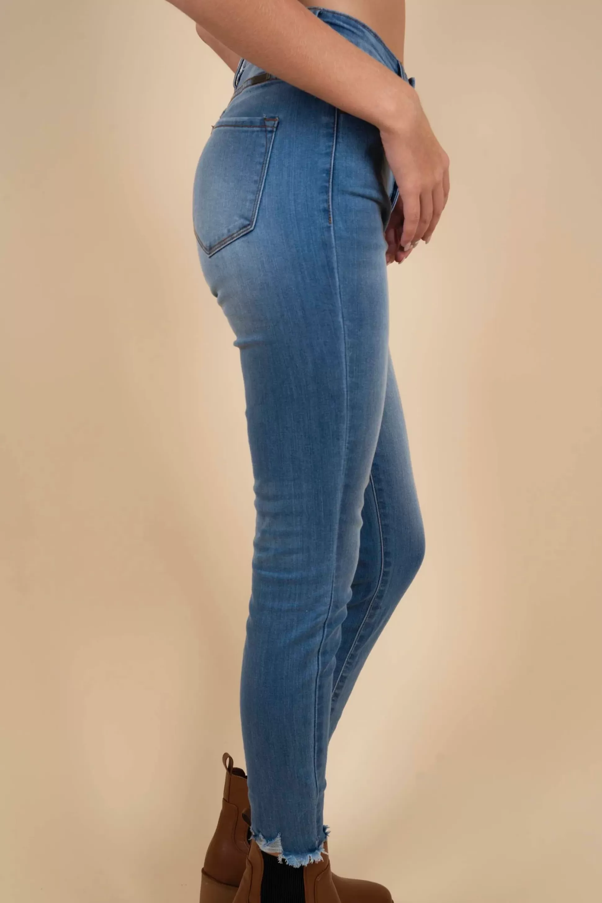 Blushing Brunette Brynn Kancan Skinny Jeans (Medium)>Women Pants And Jeans