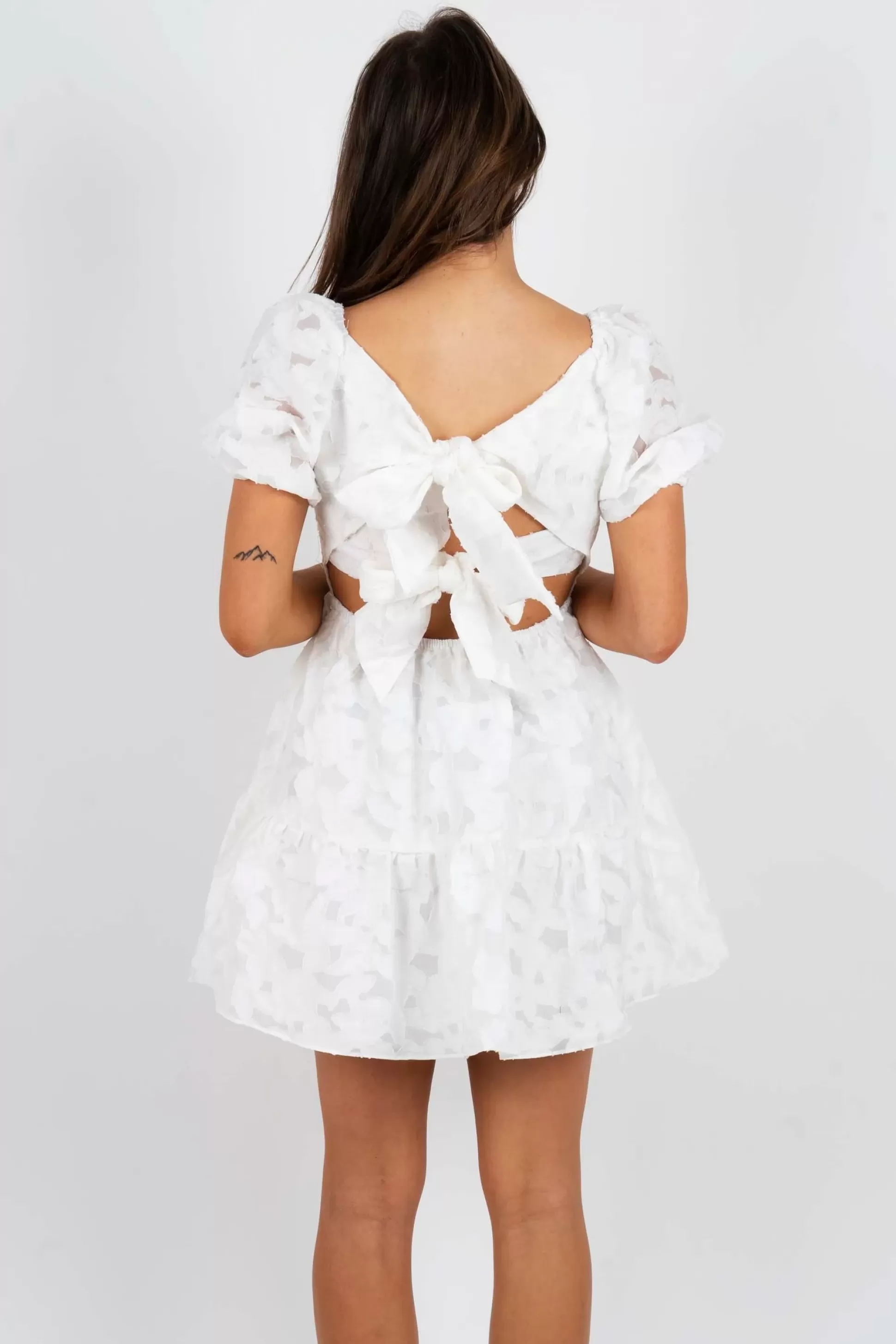 Blushing Brunette Dancing Around Dress (White)>Women Dresses