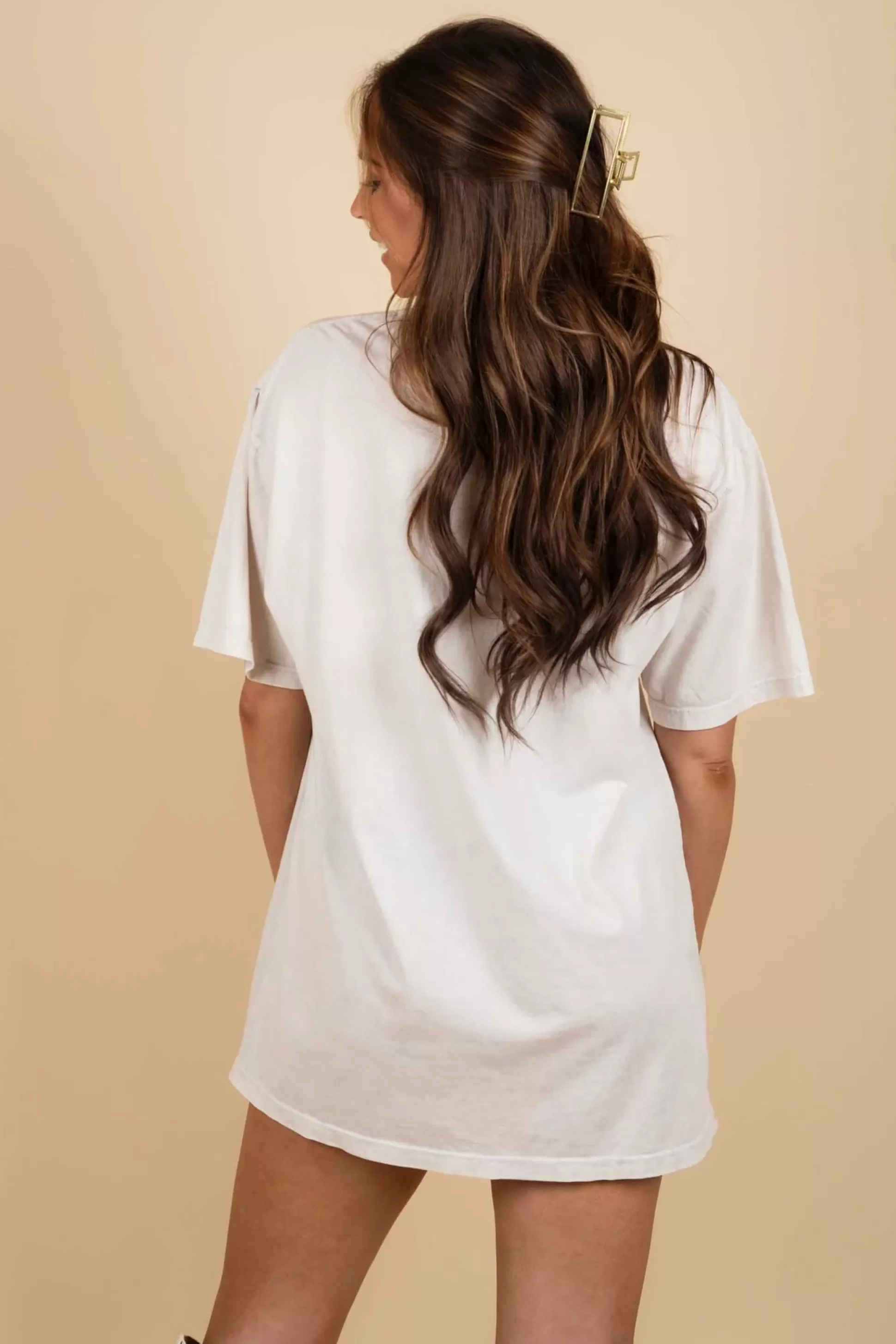 Blushing Brunette Leave Her Wild Graphic Tee>Women Graphics