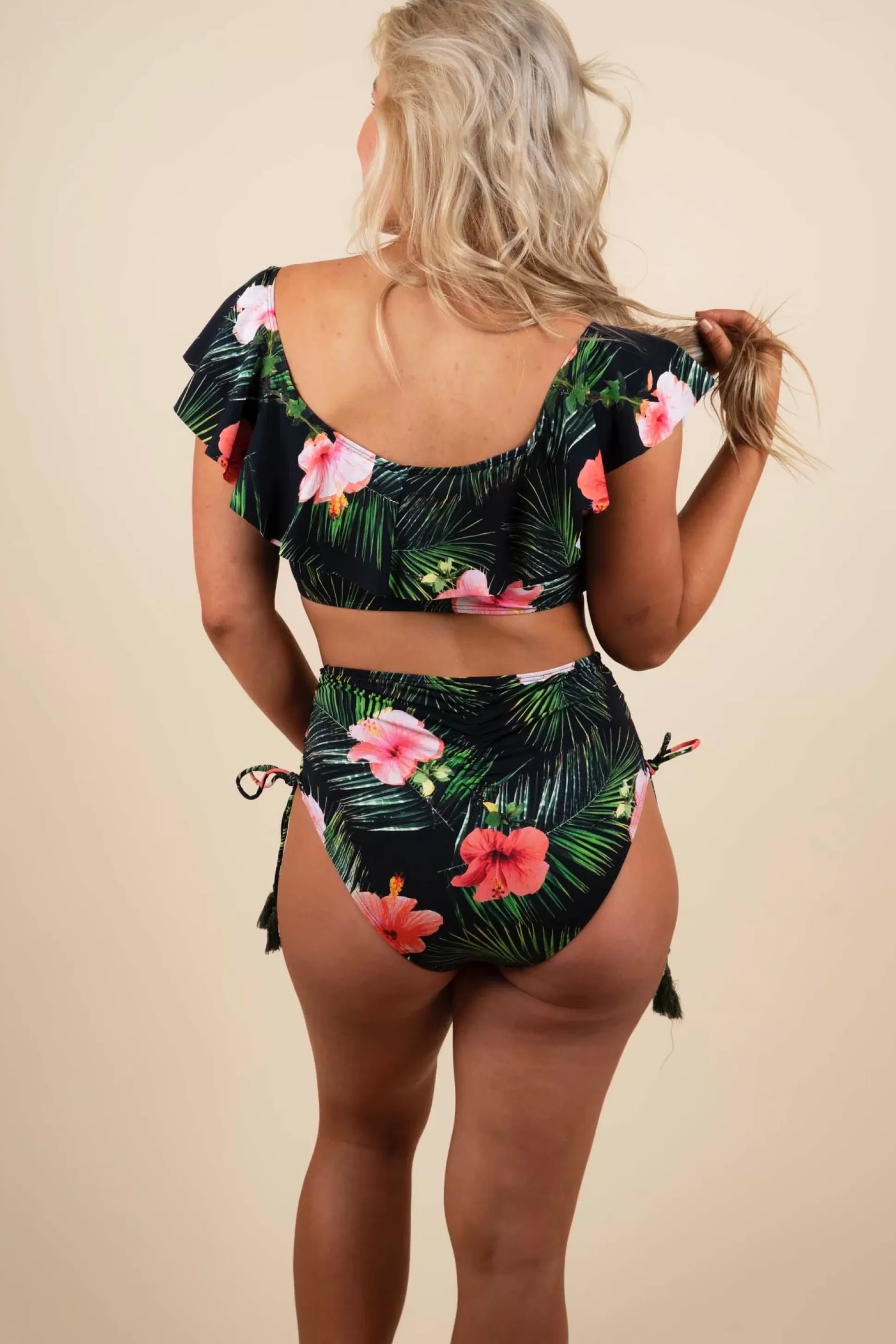 Blushing Brunette Summer Paradise Swimsuit Top>Women Two Piece Swimsuits