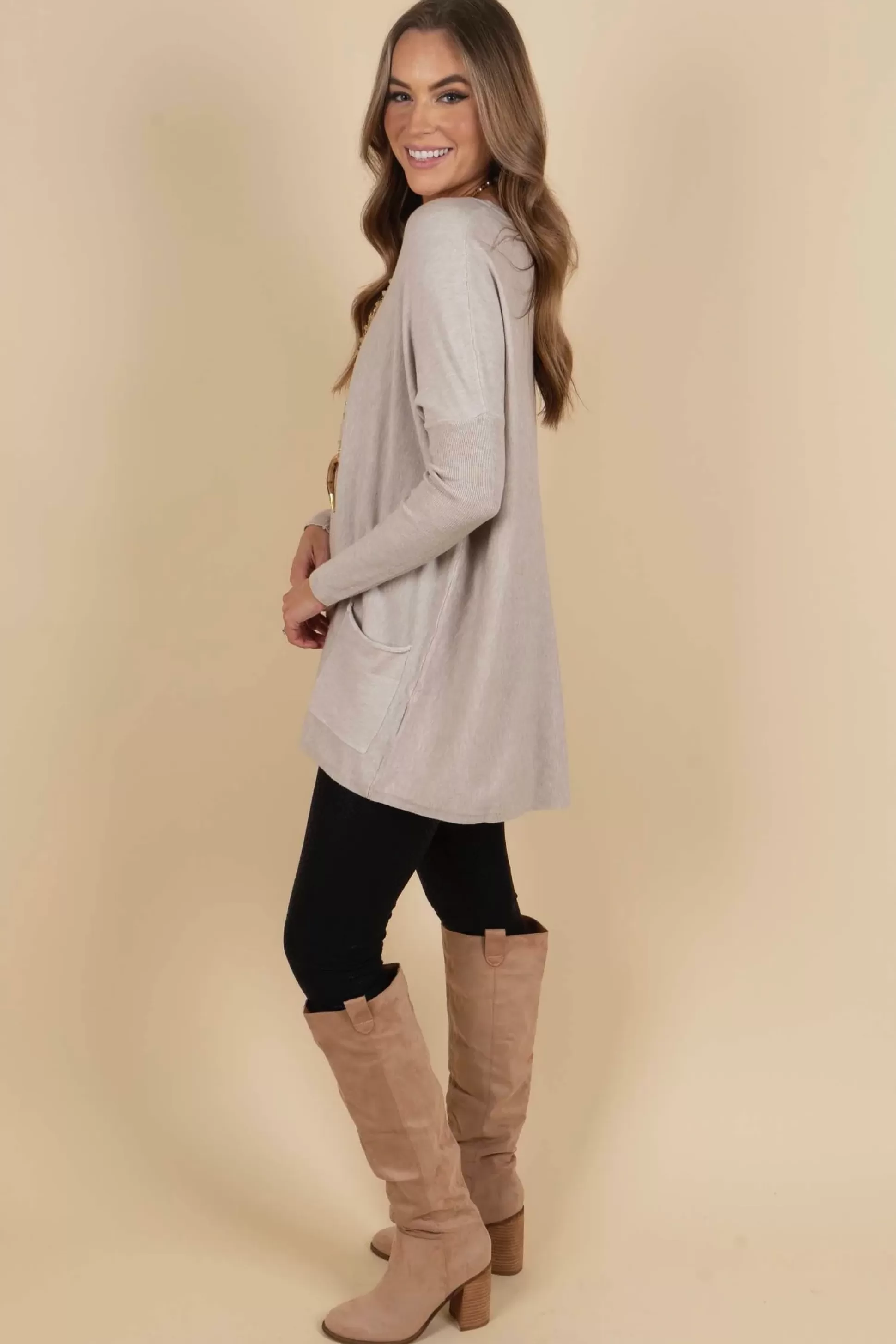 Blushing Brunette Totally Smitten Sweater (Warm Grey)>Women Sweaters